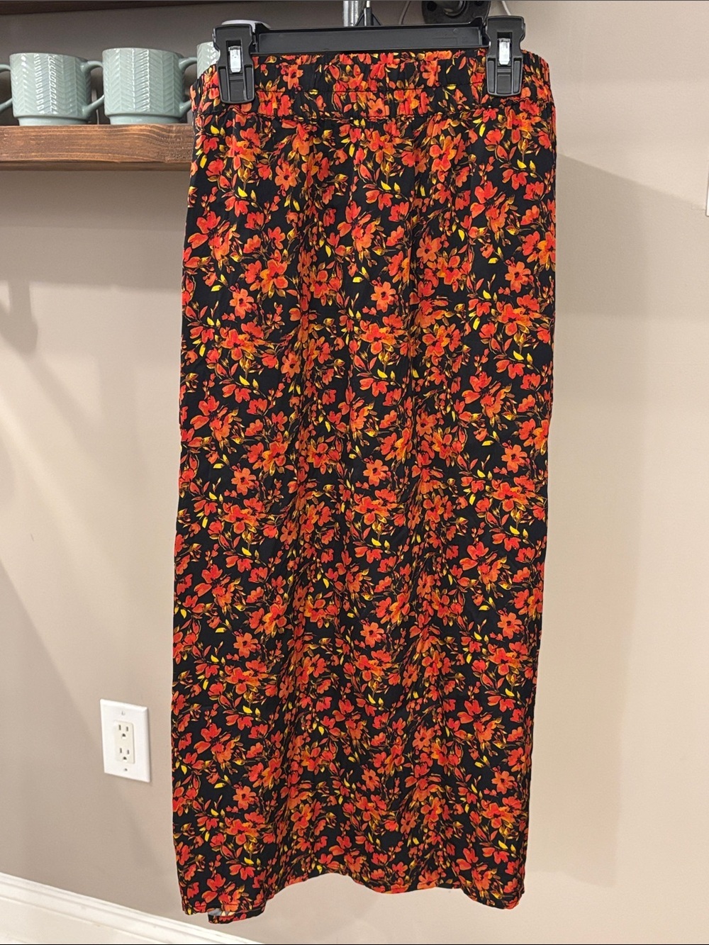GAP Floral Pull-On Midi Skirt Size Small NWT